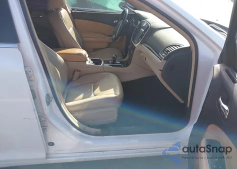 2014 Chrysler 300 z USA, uszkodzony, nr VIN 2C3CCAAG3EH288786